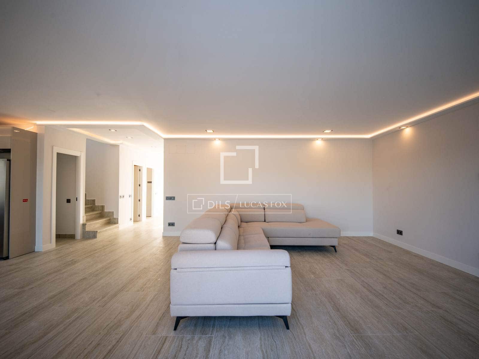 5 sypialnia Willa do wynajęcia w Miasto Madryt z basenem garażem - 4 900 € (Ref: 10045948)