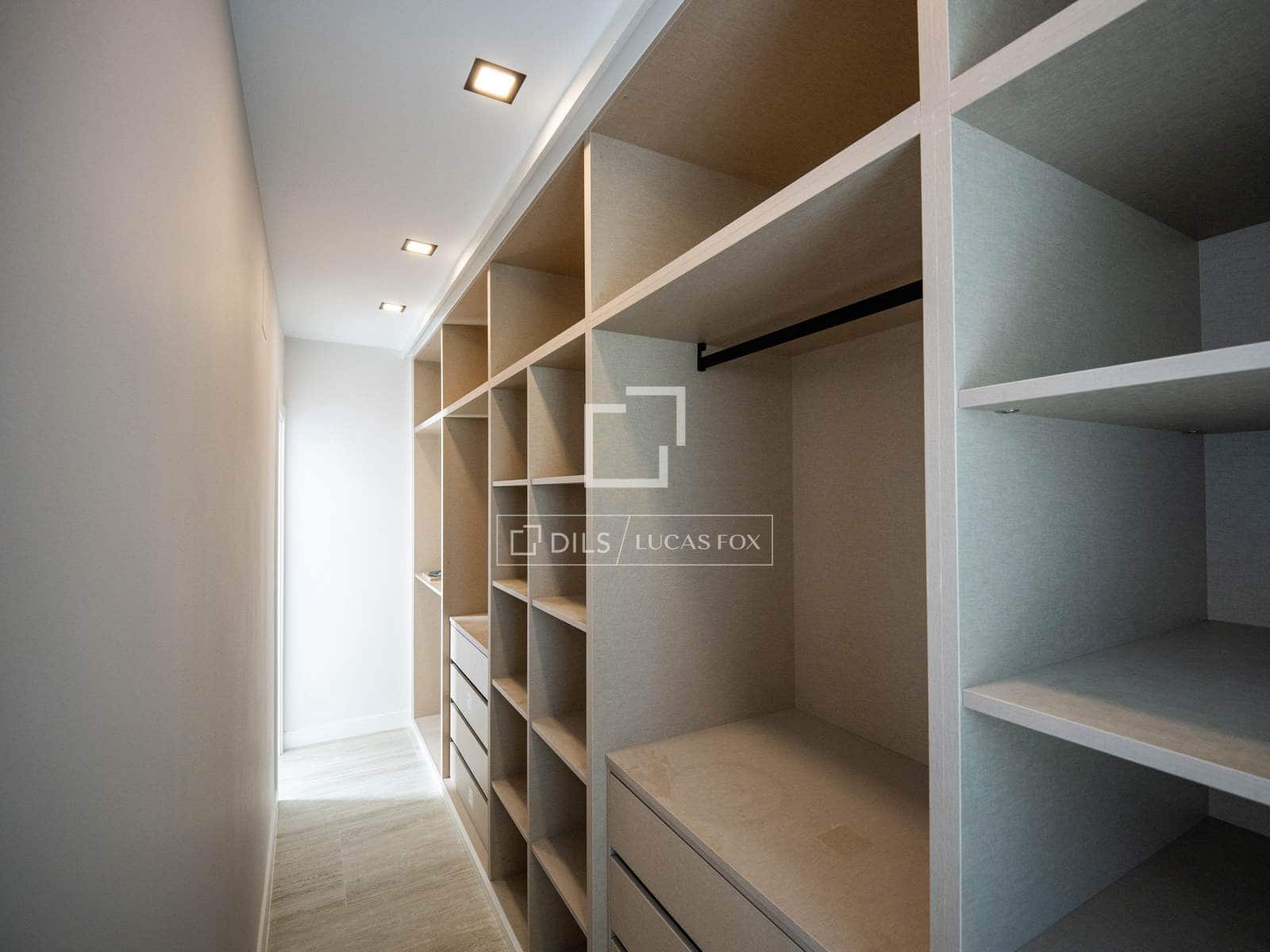 5 sypialnia Willa do wynajęcia w Miasto Madryt z basenem garażem - 4 900 € (Ref: 10045948)
