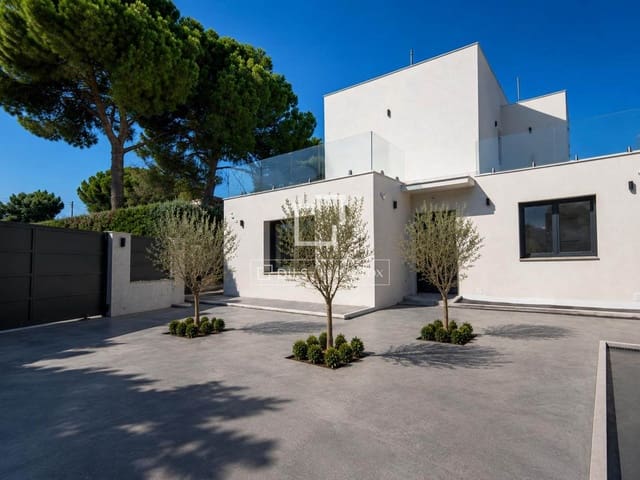 5 sypialnia Willa do wynajęcia w Miasto Madryt z basenem garażem - 4 900 € (Ref: 10045948)