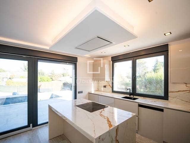 5 sypialnia Willa do wynajęcia w Miasto Madryt z basenem garażem - 4 900 € (Ref: 10045948)