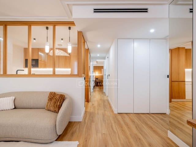 2 sovrum Lägenhet att hyra i Recoletos, Madrid stad - 4 600 € (Ref: 10045949)