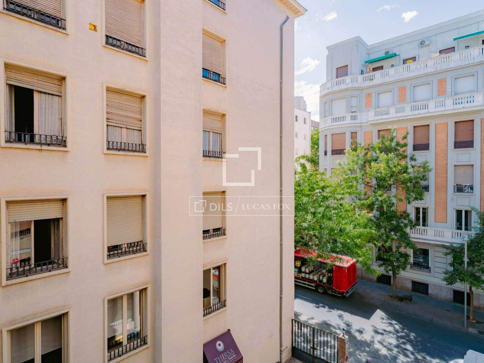 2 sovrum Lägenhet att hyra i Madrid stad - 4 600 € (Ref: 10045949)