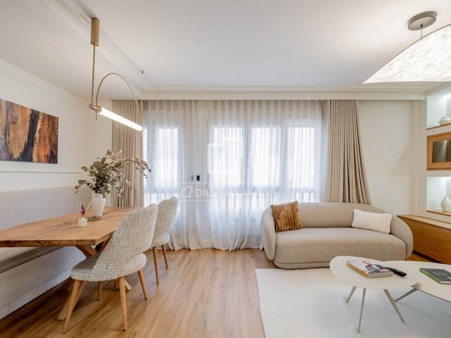 2 sovrum Lägenhet att hyra i Recoletos, Madrid stad - 4 600 € (Ref: 10045949)