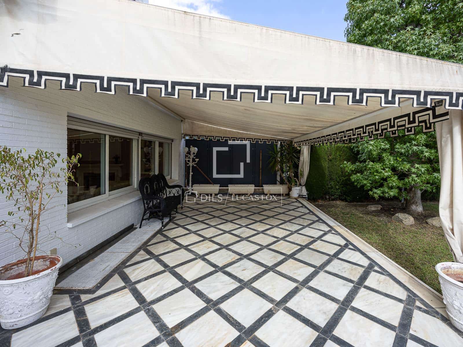 8 chambre Villa/Maison à vendre à Barcelone ville avec piscine garage - 4 100 000 € (Ref: 10048045)