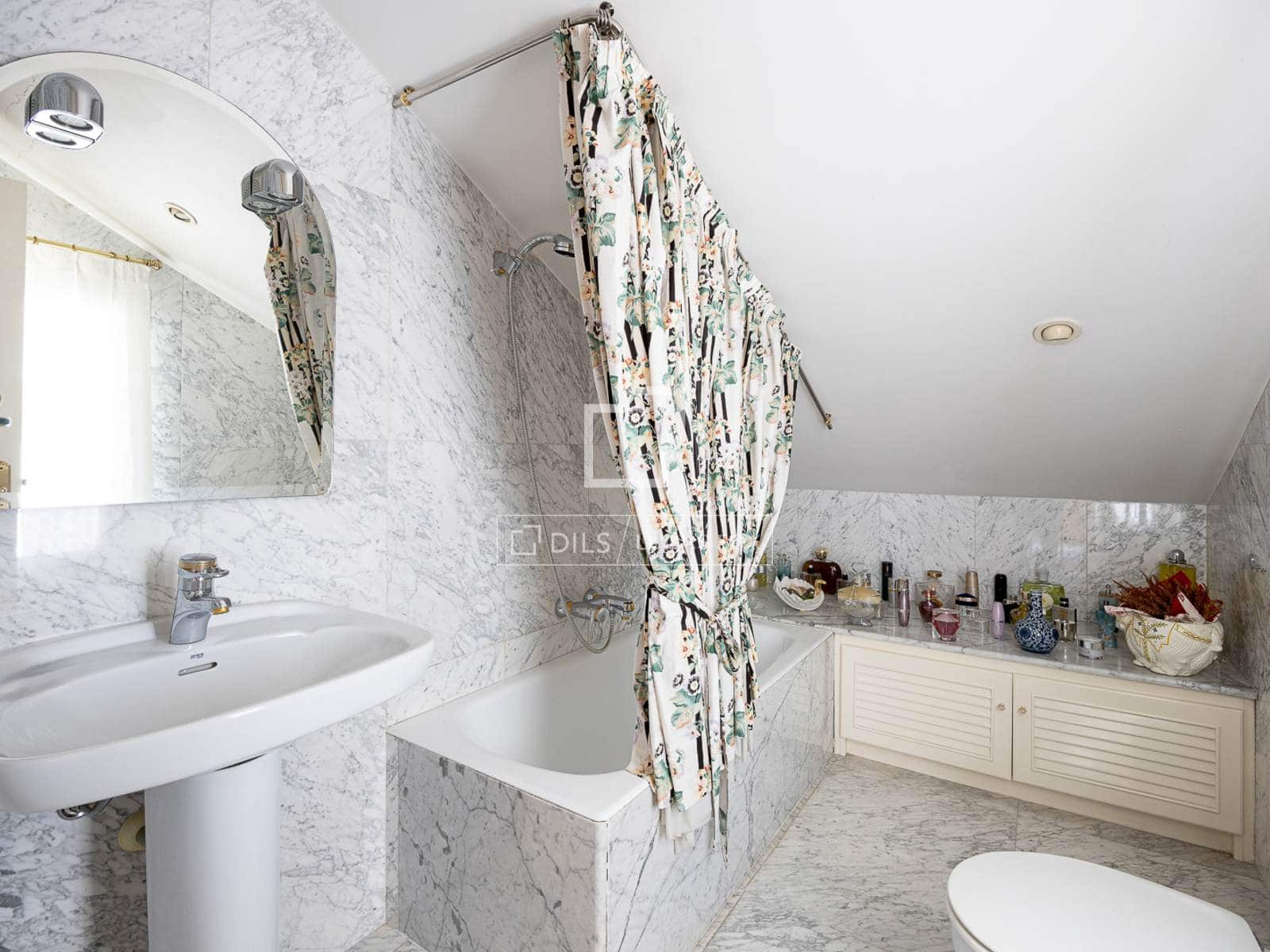 8 chambre Villa/Maison à vendre à Barcelone ville avec piscine garage - 4 100 000 € (Ref: 10048045)