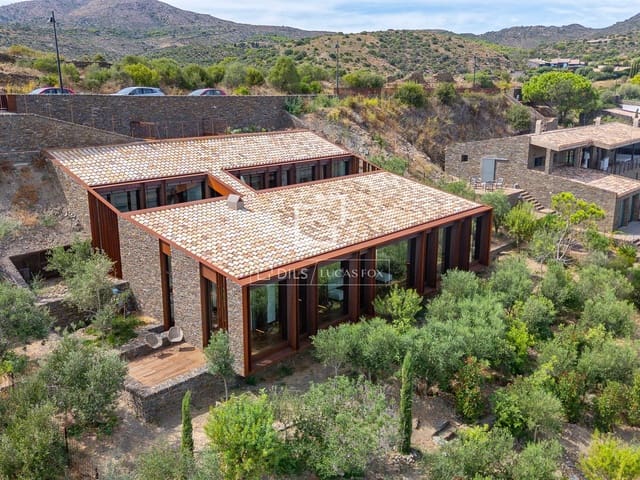 4 chambre Villa/Maison à vendre à Cadaqués avec piscine garage - 4 500 000 € (Ref: 10048046)