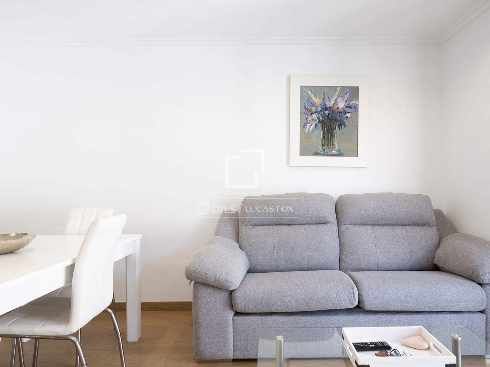 2 bedroom Apartment for rent in Vigo with garage - € 1,000 (Ref: 10048047)