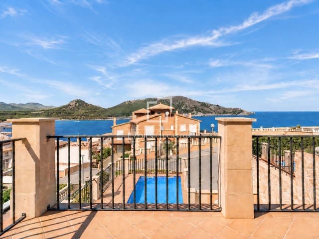3 sypialnia Willa na sprzedaż w Cala Ratjada, Capdepera z basenem garażem - 1 490 000 € (Ref: 10048198)