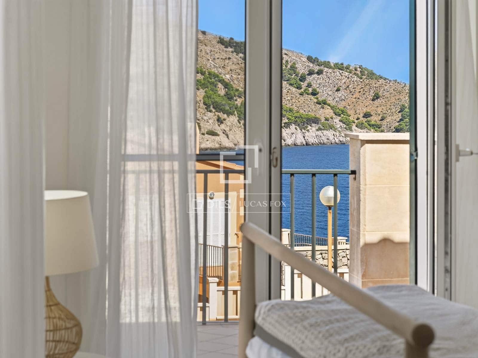 3 sypialnia Willa na sprzedaż w Cala Ratjada z basenem garażem - 1 490 000 € (Ref: 10048198)