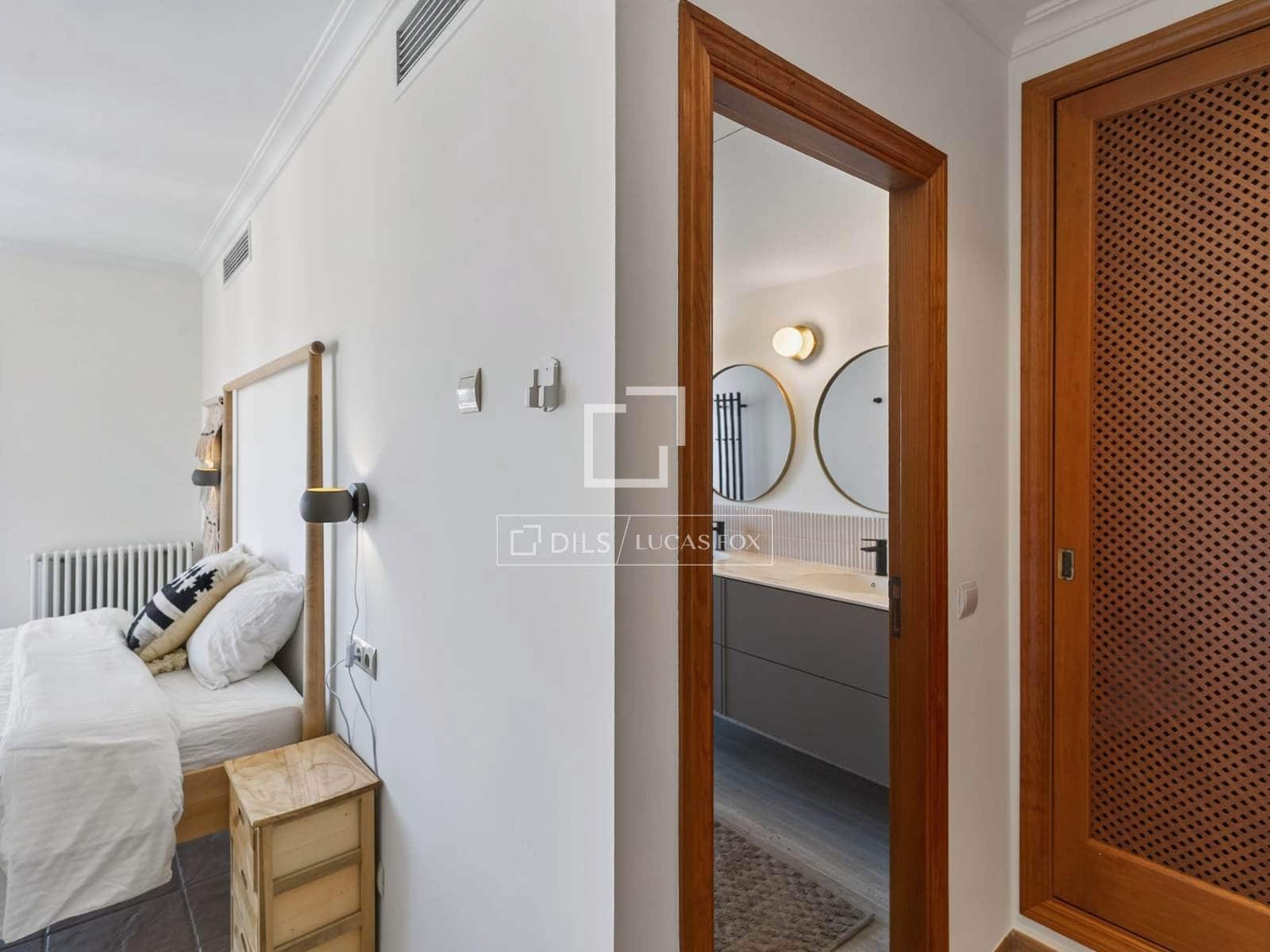 3 sypialnia Willa na sprzedaż w Cala Ratjada z basenem garażem - 1 490 000 € (Ref: 10048198)