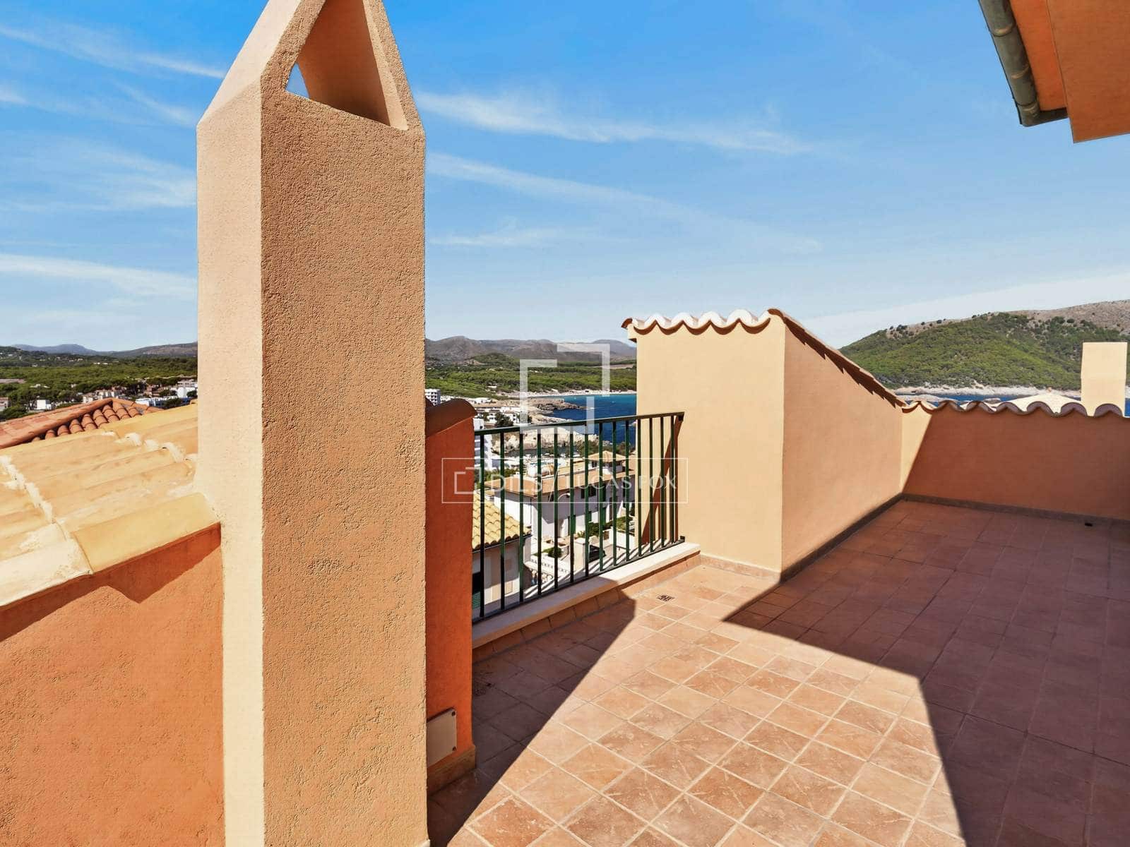 3 sypialnia Willa na sprzedaż w Cala Ratjada z basenem garażem - 1 490 000 € (Ref: 10048198)