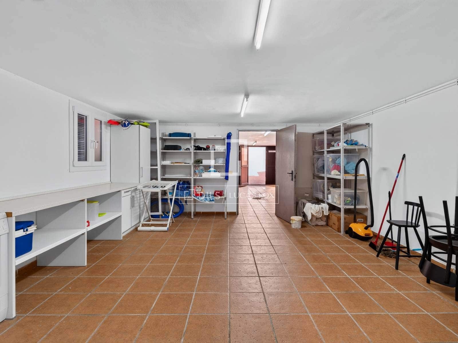 3 sypialnia Willa na sprzedaż w Cala Ratjada z basenem garażem - 1 490 000 € (Ref: 10048198)