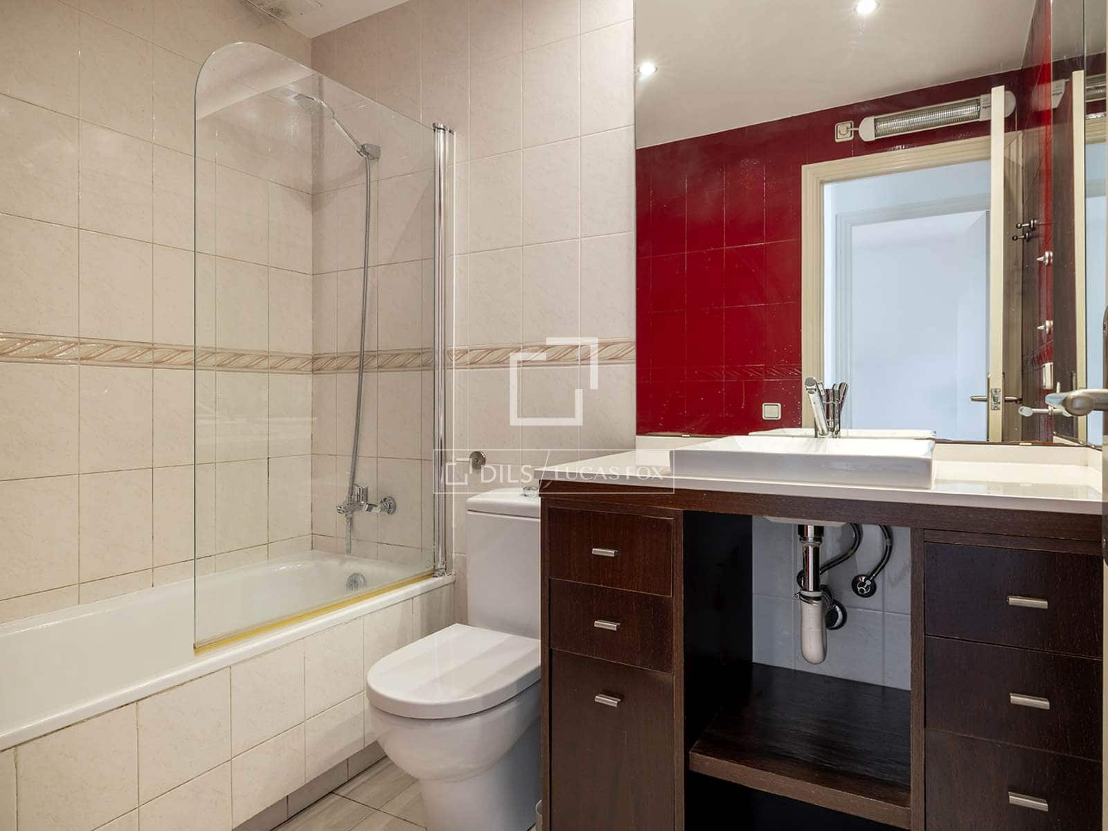 2 chambre Penthouse à vendre à Barcelone ville - 610 000 € (Ref: 10048436)