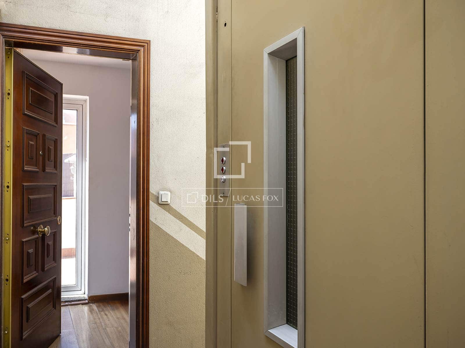 2 chambre Penthouse à vendre à Barcelone ville - 610 000 € (Ref: 10048436)