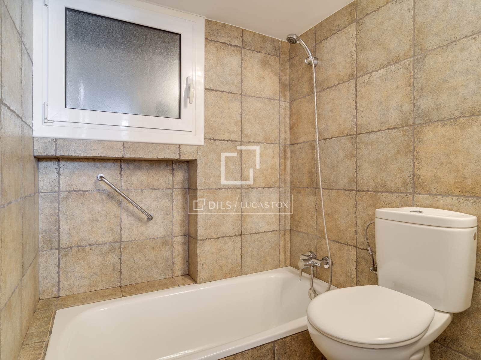 Chalet de 3 habitaciones en Barcelona ciudad en alquiler con piscina garaje - 3.925 € (Ref: 10048437)