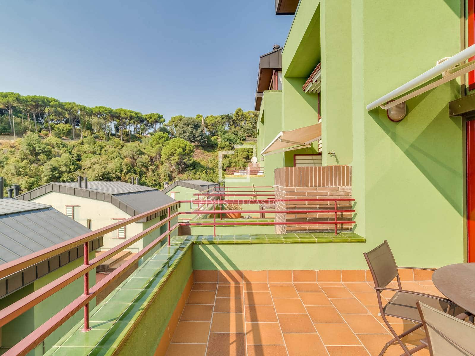 Chalet de 3 habitaciones en Barcelona ciudad en alquiler con piscina garaje - 3.925 € (Ref: 10048437)