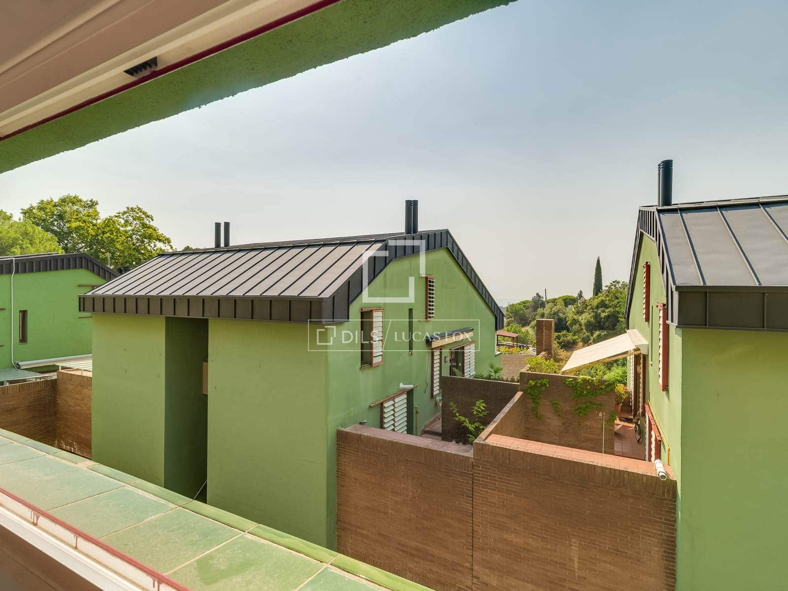 Chalet de 3 habitaciones en Barcelona ciudad en alquiler con piscina garaje - 3.925 € (Ref: 10048437)