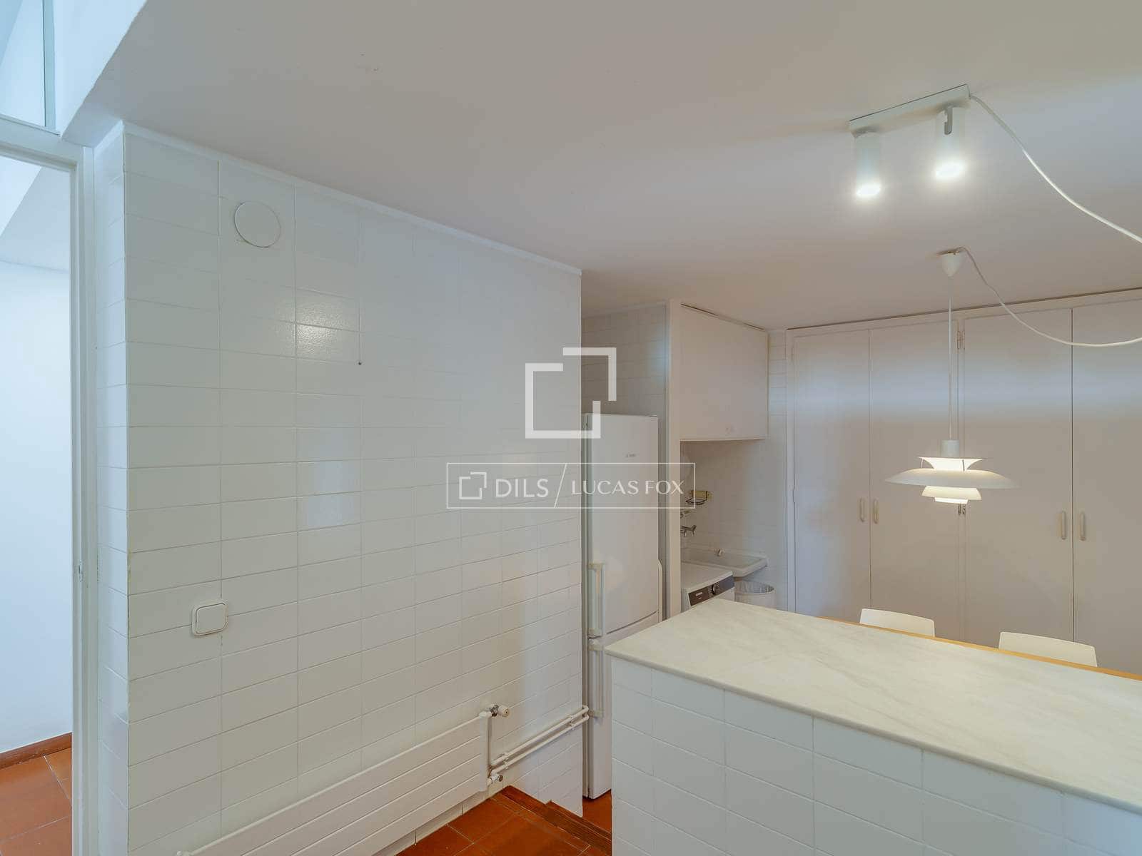 Chalet de 3 habitaciones en Barcelona ciudad en alquiler con piscina garaje - 3.925 € (Ref: 10048437)