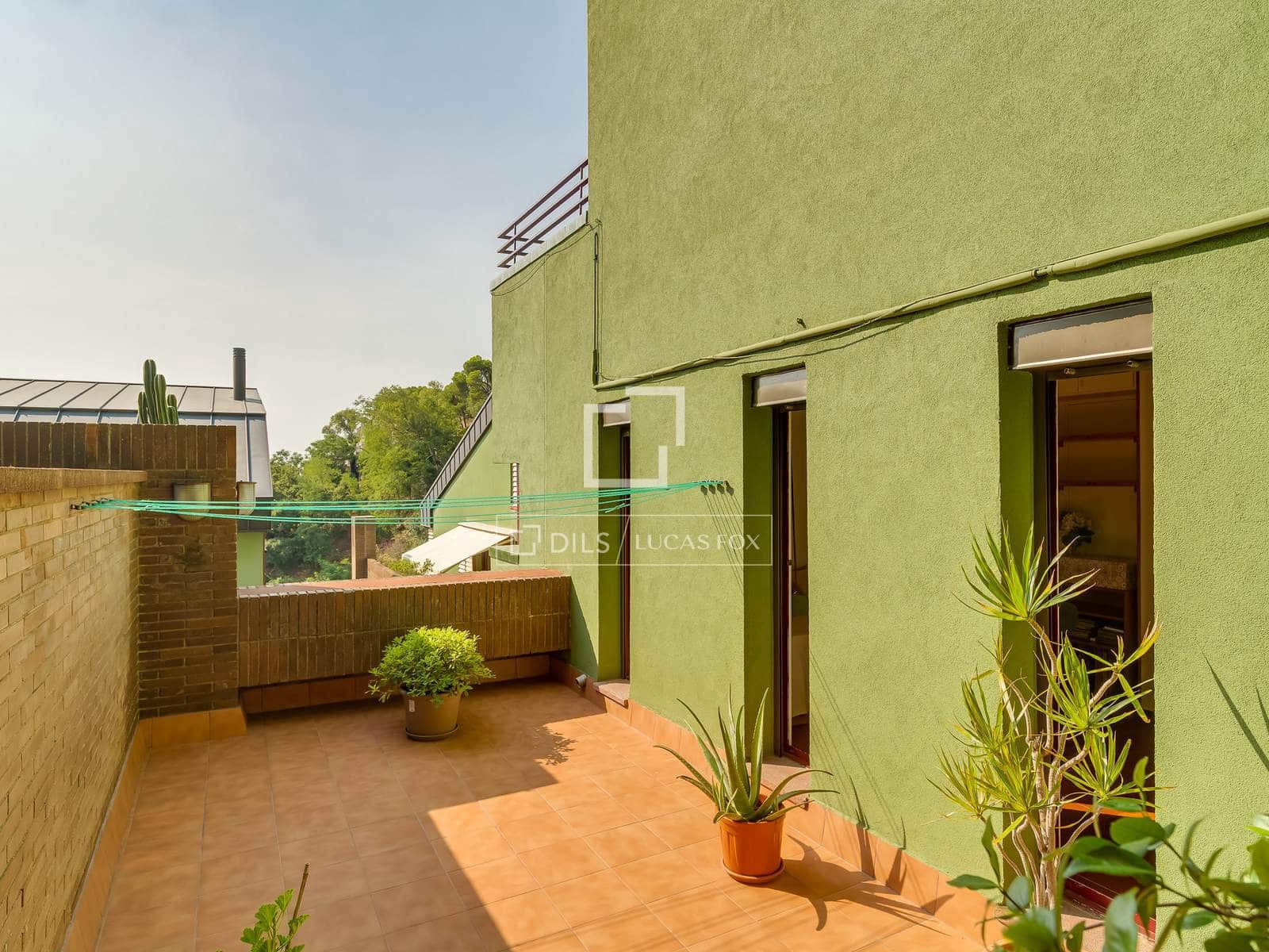 Chalet de 3 habitaciones en Barcelona ciudad en alquiler con piscina garaje - 3.925 € (Ref: 10048437)