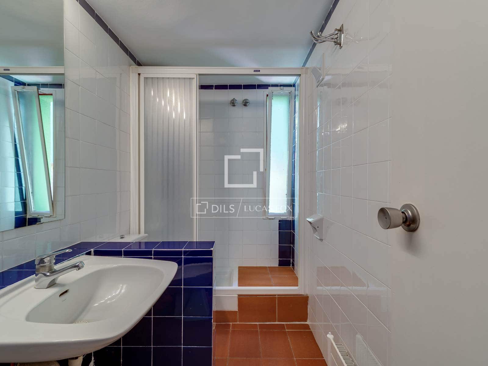 Chalet de 3 habitaciones en Barcelona ciudad en alquiler con piscina garaje - 3.925 € (Ref: 10048437)