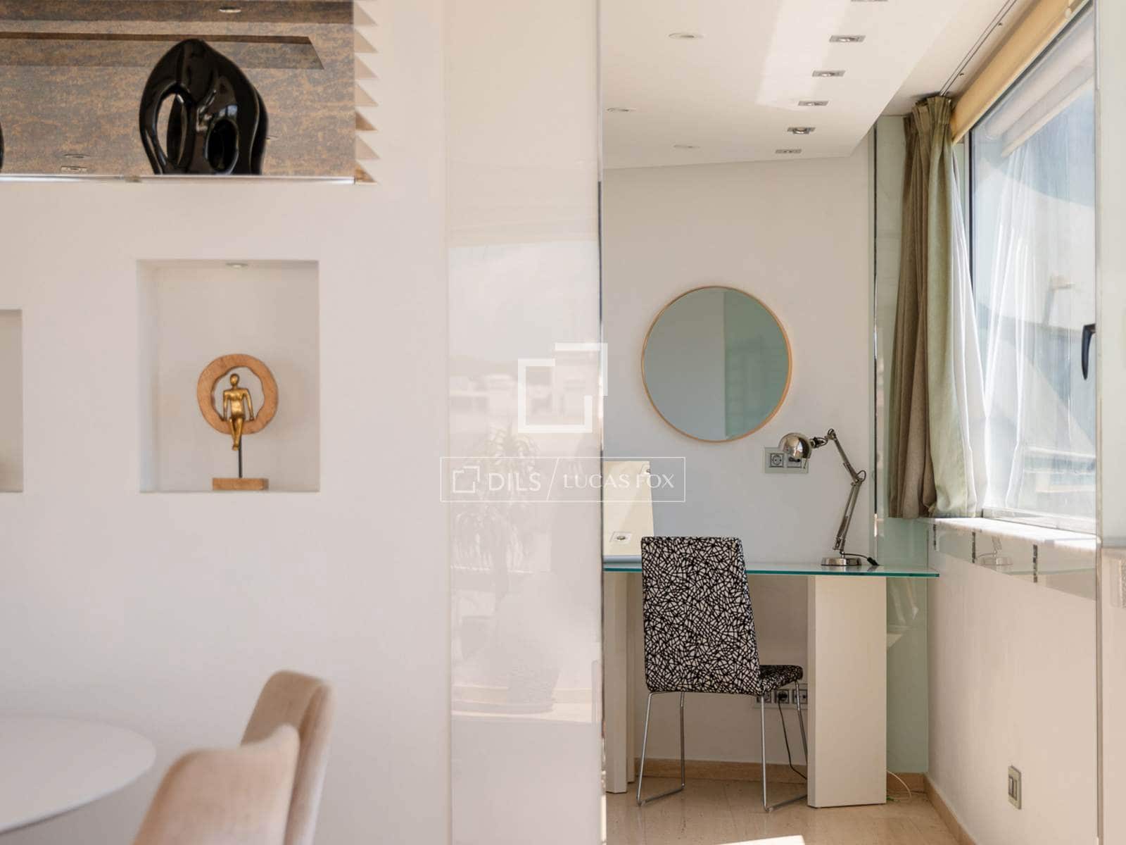 1 Zimmer Apartment zu verkaufen in Ibiza / Eivissa Stadt mit Pool Garage - 675.000 € (Ref: 10048438)