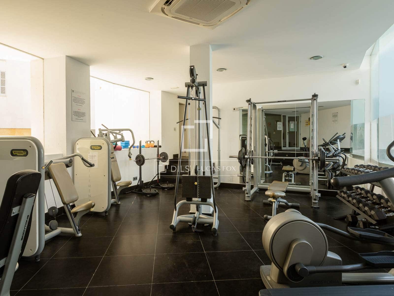 1 Zimmer Apartment zu verkaufen in Ibiza / Eivissa Stadt mit Pool Garage - 675.000 € (Ref: 10048438)