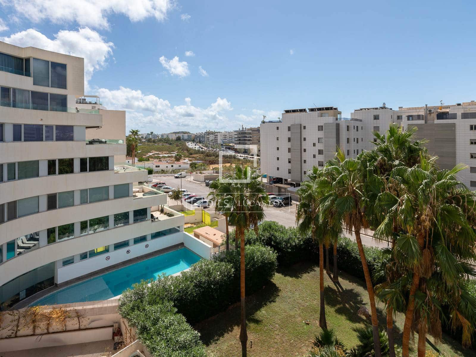 1 Zimmer Apartment zu verkaufen in Ibiza / Eivissa Stadt mit Pool Garage - 675.000 € (Ref: 10048438)