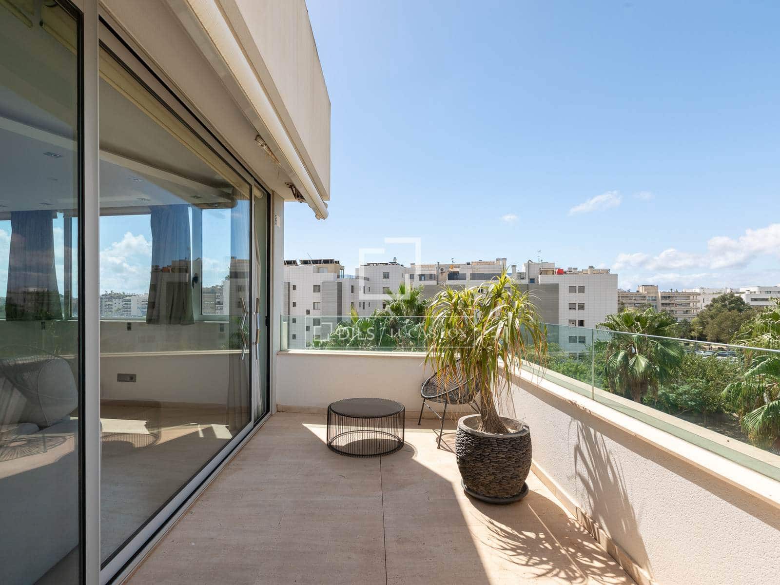 1 Zimmer Apartment zu verkaufen in Ibiza / Eivissa Stadt mit Pool Garage - 675.000 € (Ref: 10048438)