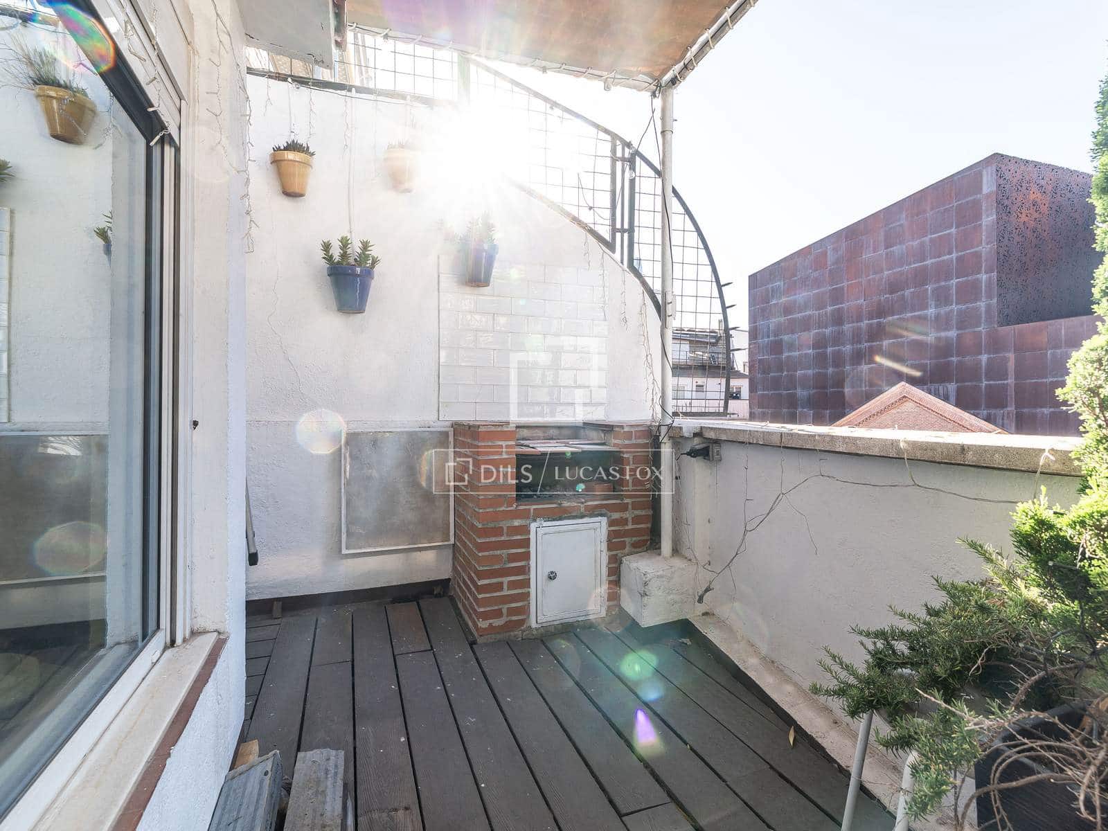 2 soverom Penthouse til salgs i Madrid by - € 1 100 000 (Ref: 10048440)