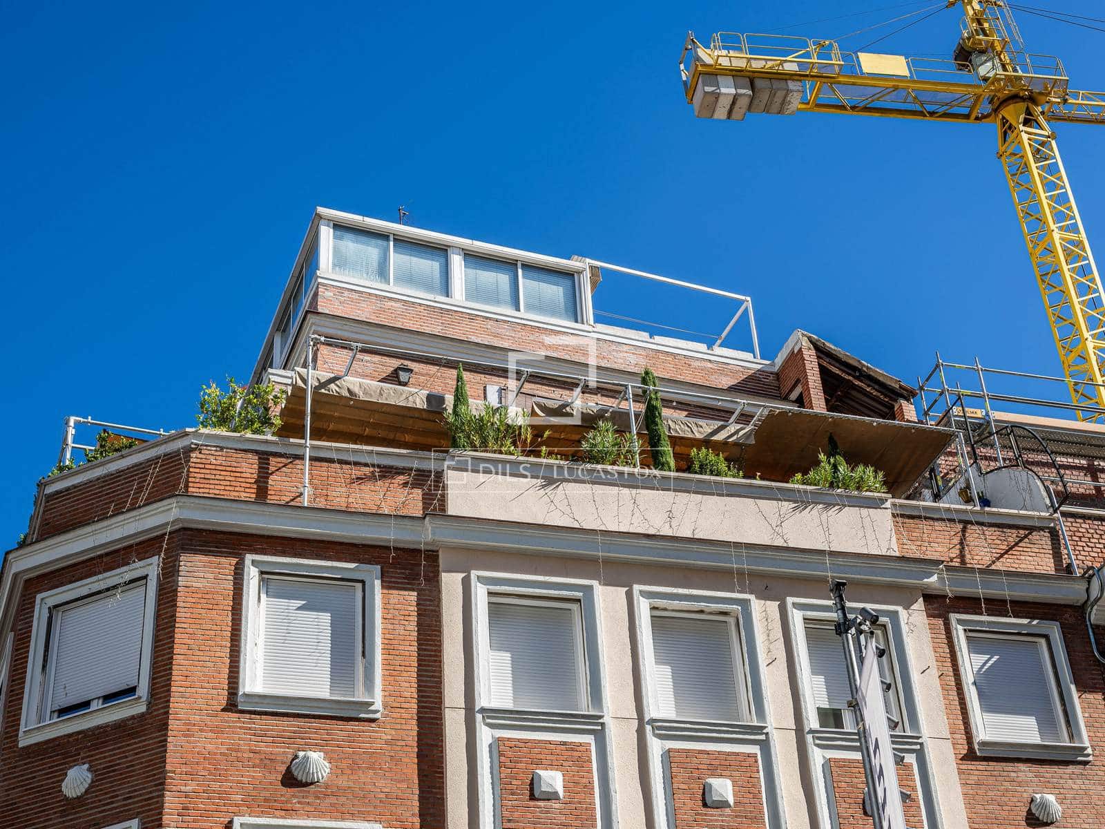 2 soverom Penthouse til salgs i Madrid by - € 1 100 000 (Ref: 10048440)