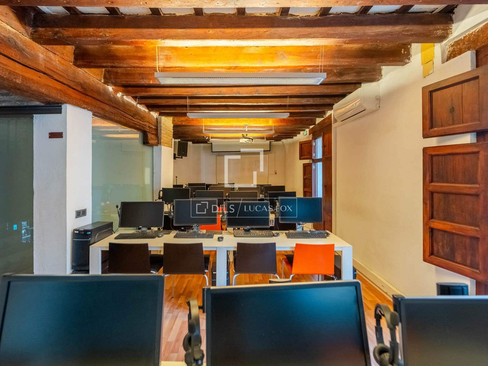 Kommersiell till salu i Valencia stad - 1 330 000 € (Ref: 10048441)