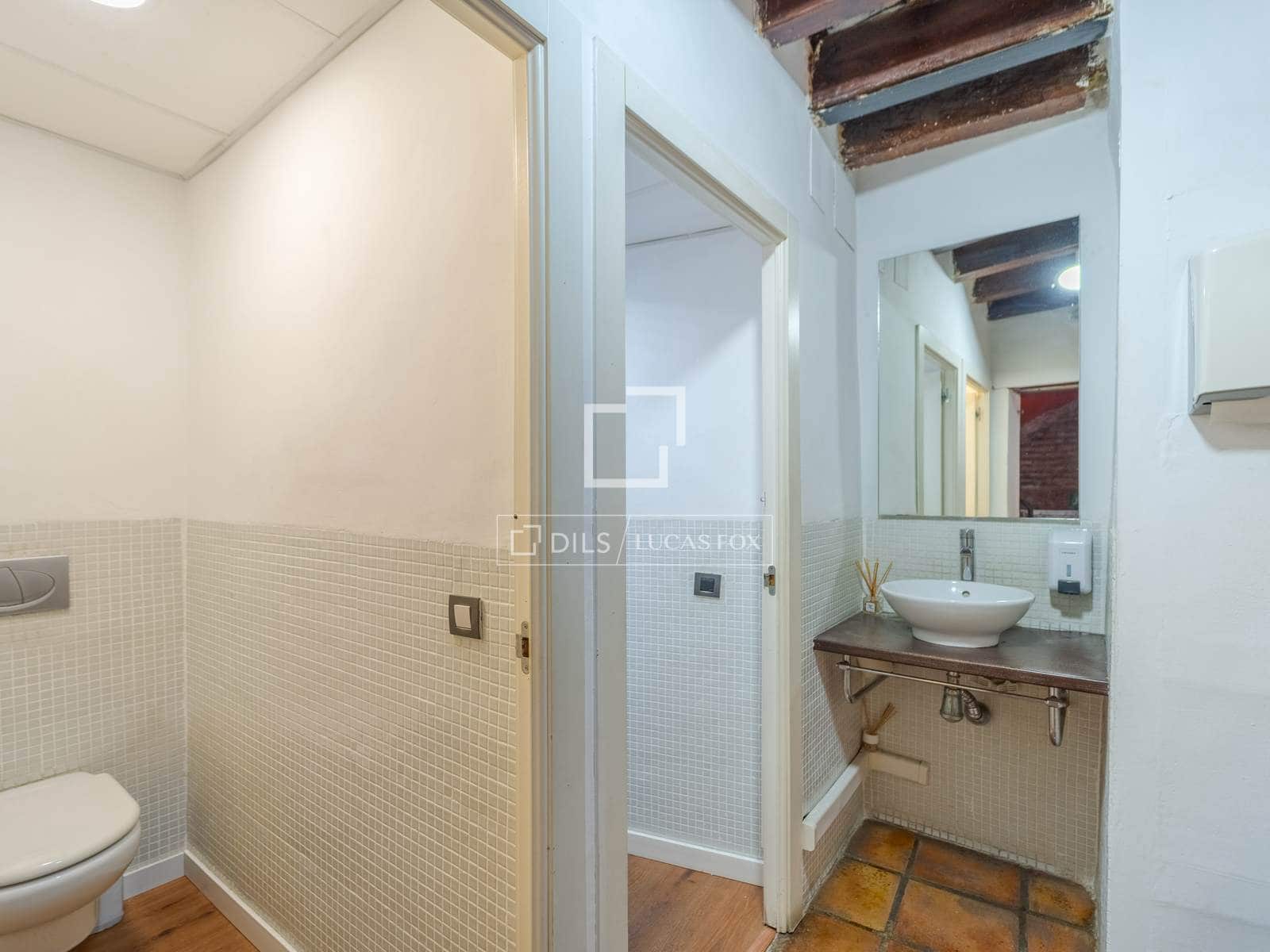 Kommersiell till salu i Valencia stad - 1 330 000 € (Ref: 10048441)