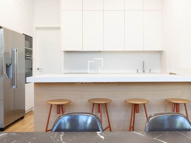 4 sypialnia Apartament na sprzedaż w Vigo z garażem - 940 000 € (Ref: 10048442)