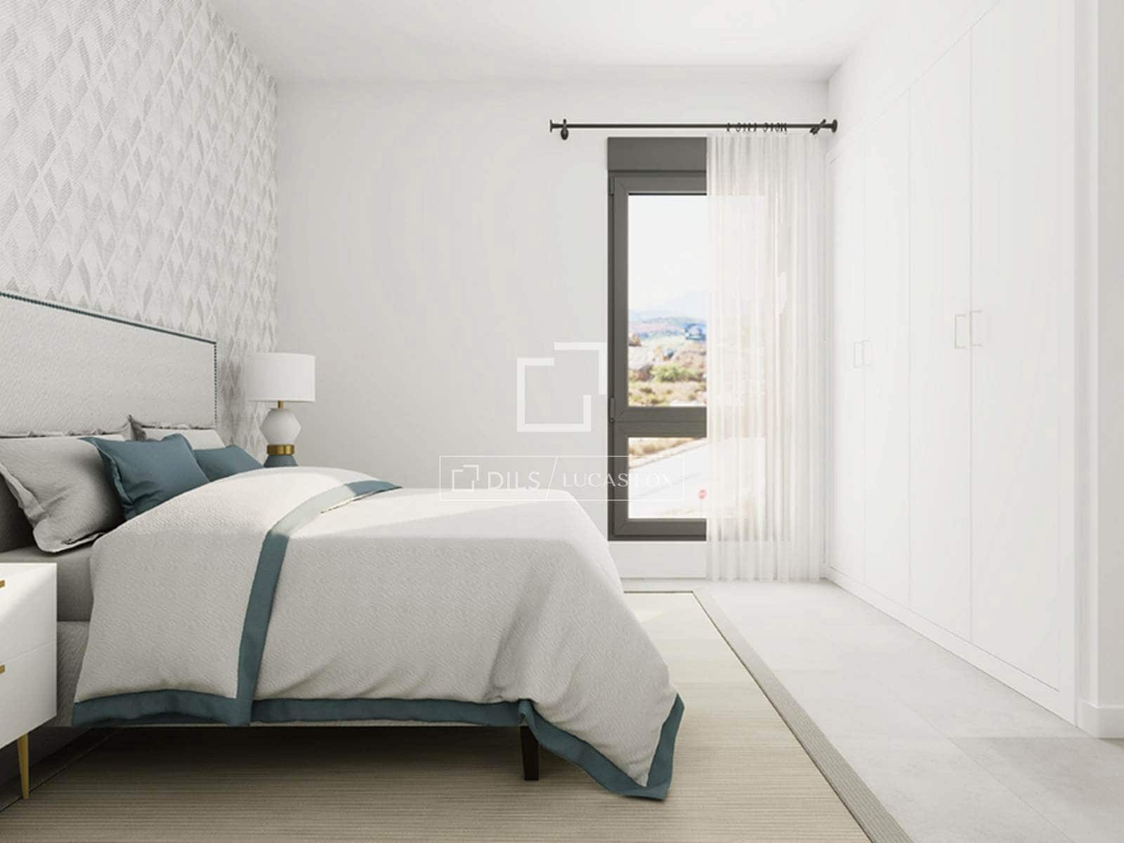 2 bedroom Apartment for sale in Estepona with pool garage - € 527,000 (Ref: 10048494)