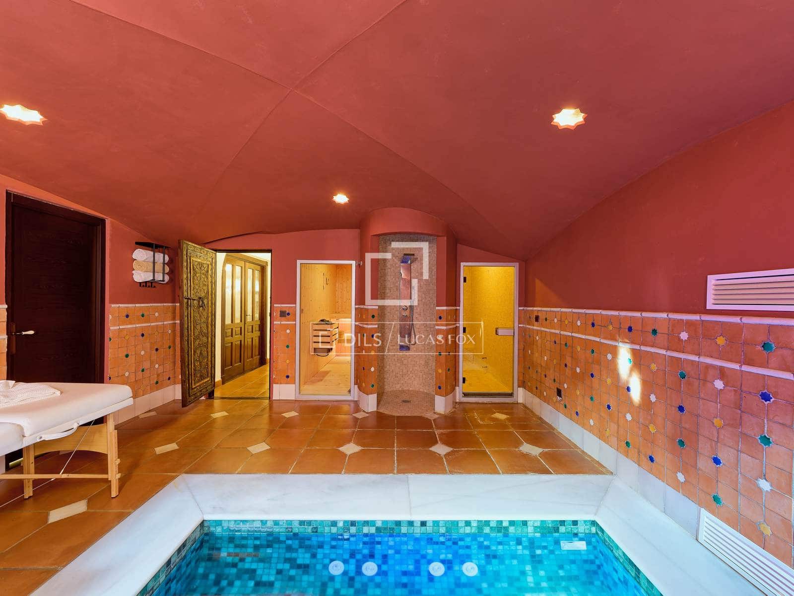 4 soverom Villa til salgs i La Zubia med svømmebasseng garasje - € 1 395 000 (Ref: 10048504)
