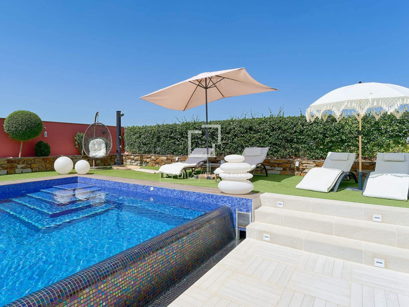 4 soverom Villa til salgs i La Zubia med svømmebasseng garasje - € 1 395 000 (Ref: 10048504)