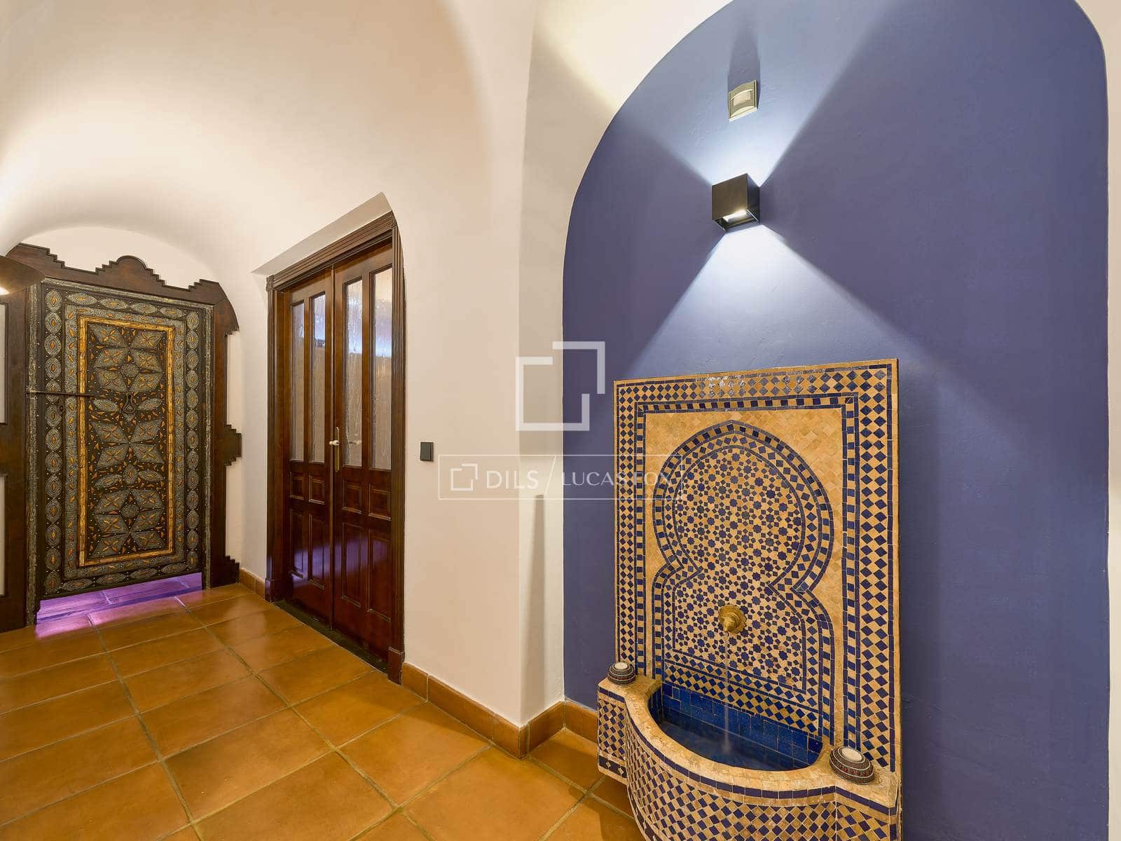 4 soverom Villa til salgs i La Zubia med svømmebasseng garasje - € 1 395 000 (Ref: 10048504)