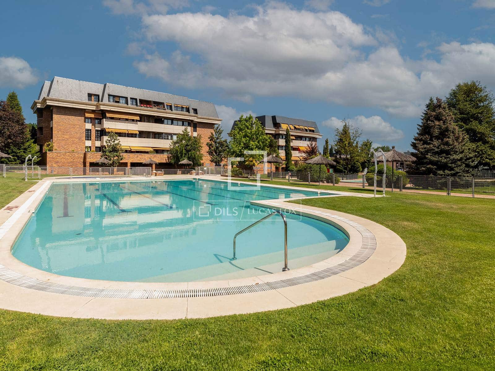 4 Zimmer Apartment zu verkaufen in Majadahonda mit Pool Garage - 915.000 € (Ref: 10050437)