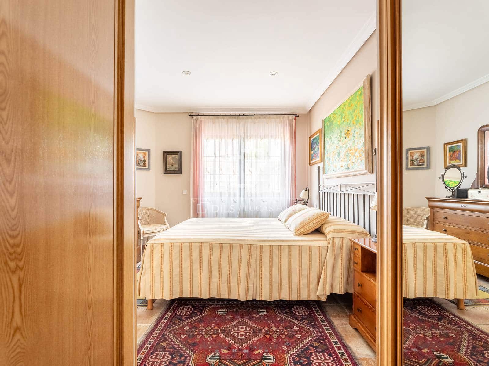 4 Zimmer Apartment zu verkaufen in Majadahonda mit Pool Garage - 915.000 € (Ref: 10050437)
