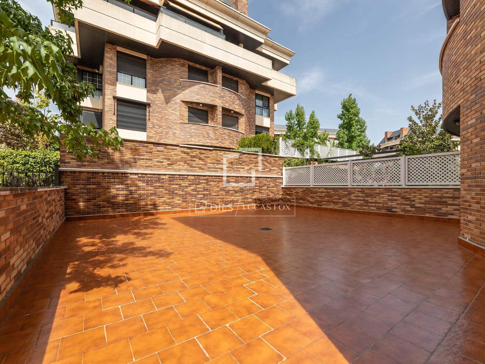 4 Zimmer Apartment zu verkaufen in Majadahonda mit Pool Garage - 915.000 € (Ref: 10050437)