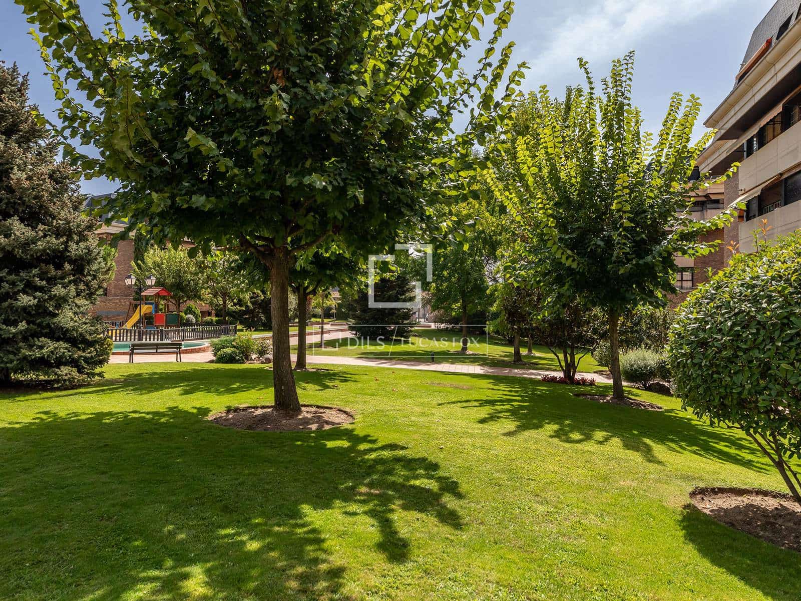4 Zimmer Apartment zu verkaufen in Majadahonda mit Pool Garage - 915.000 € (Ref: 10050437)