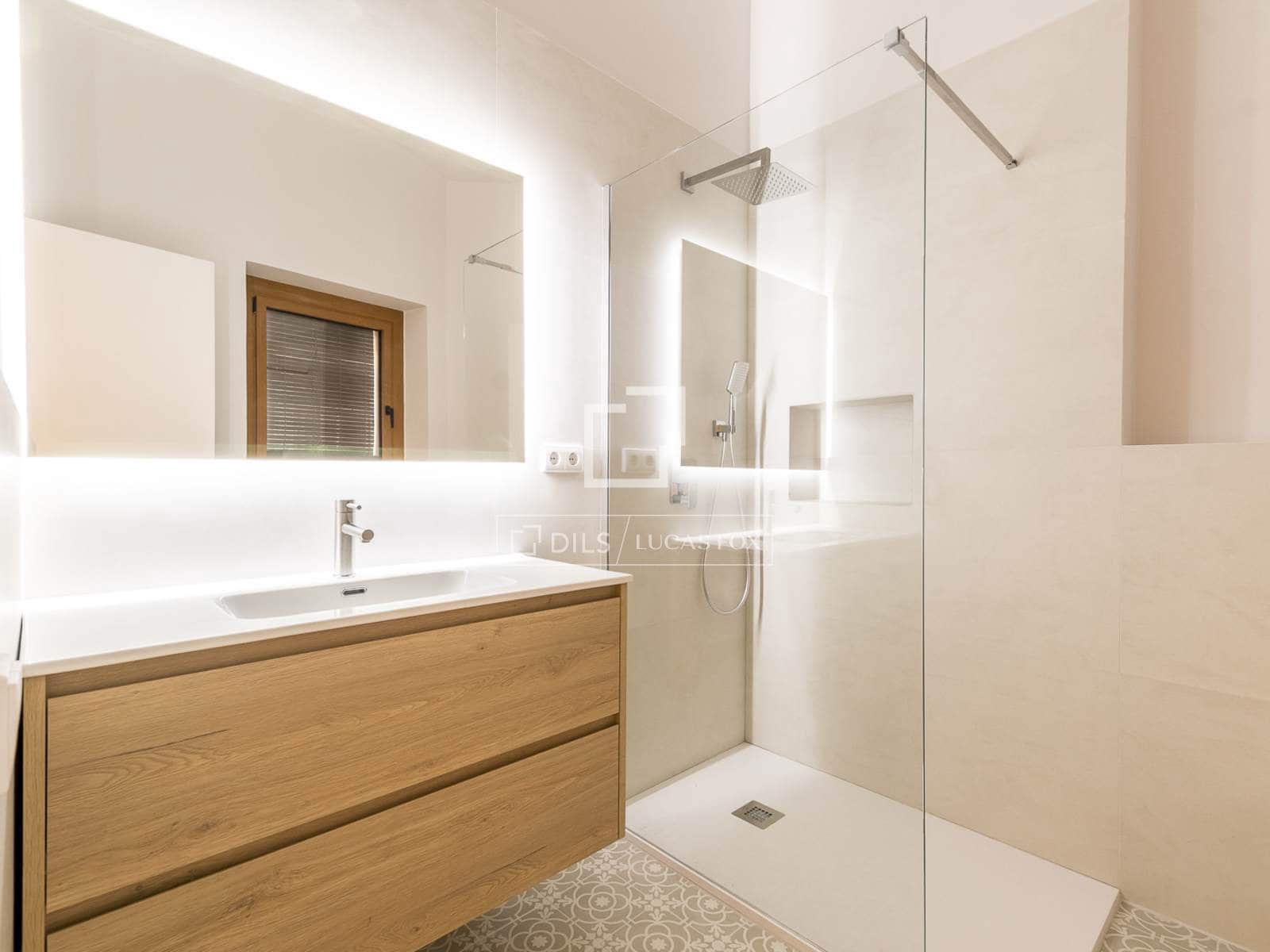 4 sypialnia Apartament na sprzedaż w Miasto Barcelona - 625 000 € (Ref: 10050694)