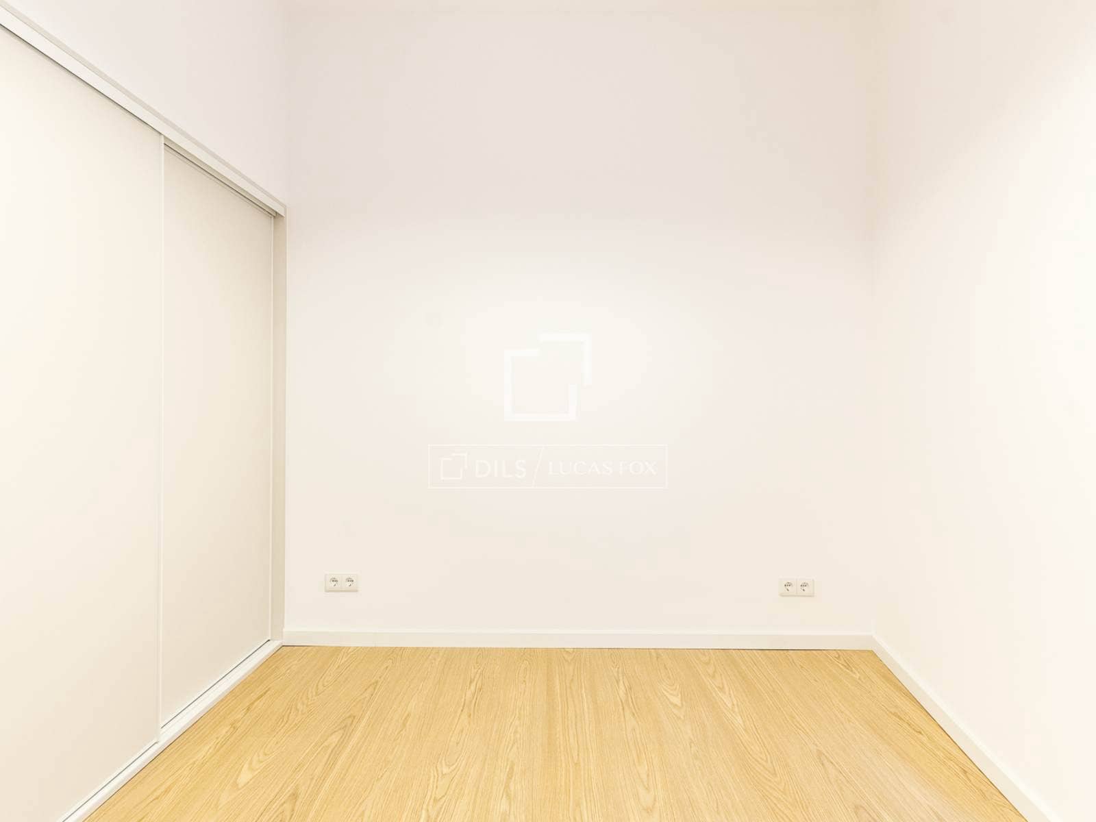 4 sypialnia Apartament na sprzedaż w Miasto Barcelona - 625 000 € (Ref: 10050694)