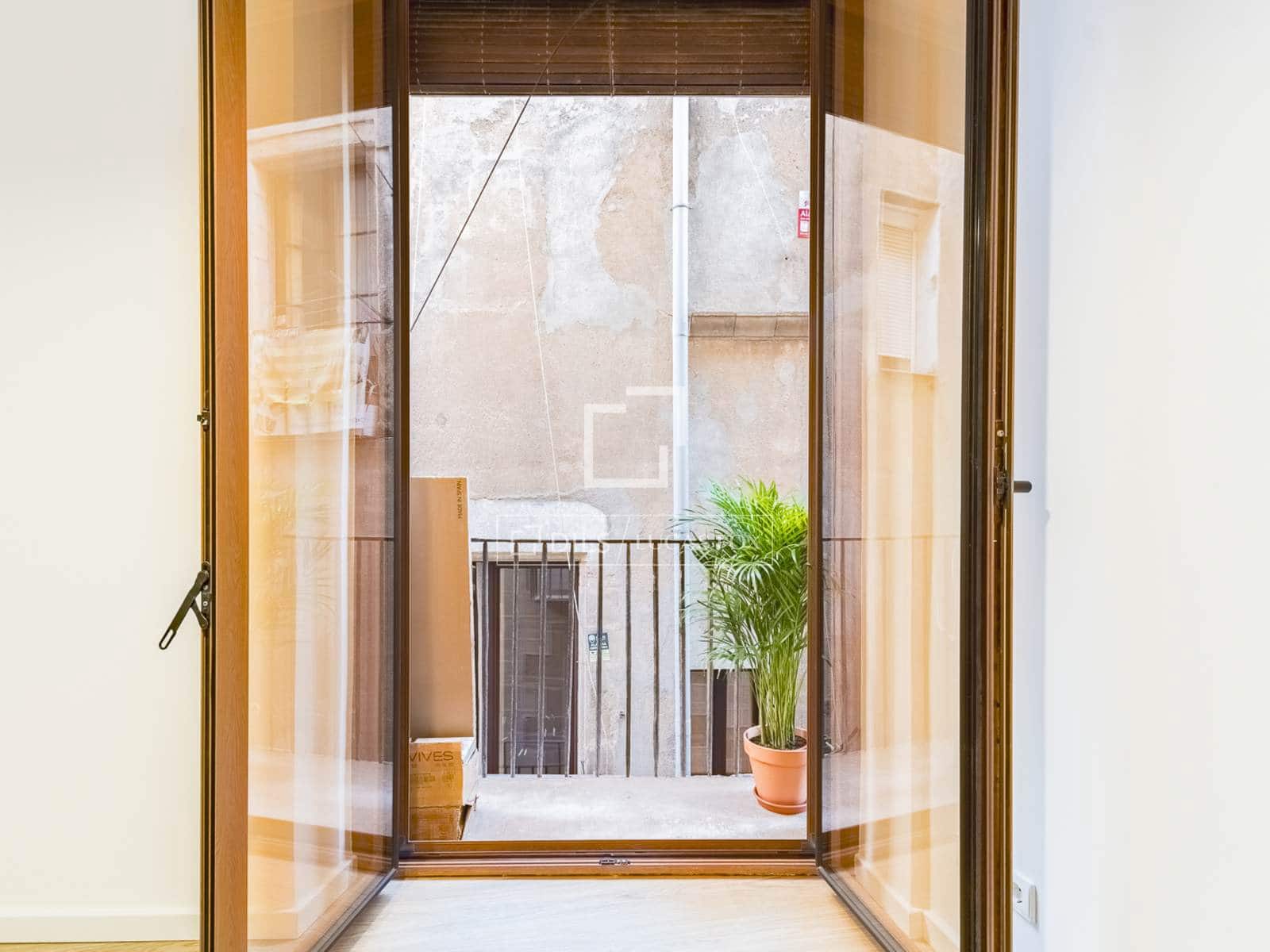 4 sypialnia Apartament na sprzedaż w Miasto Barcelona - 625 000 € (Ref: 10050694)