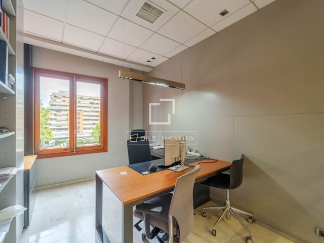 4 sovrum Lägenhet till salu i Valencia stad - 1 020 000 € (Ref: 10051894)