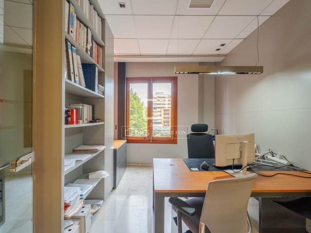 4 sovrum Lägenhet till salu i Valencia stad - 1 020 000 € (Ref: 10051894)