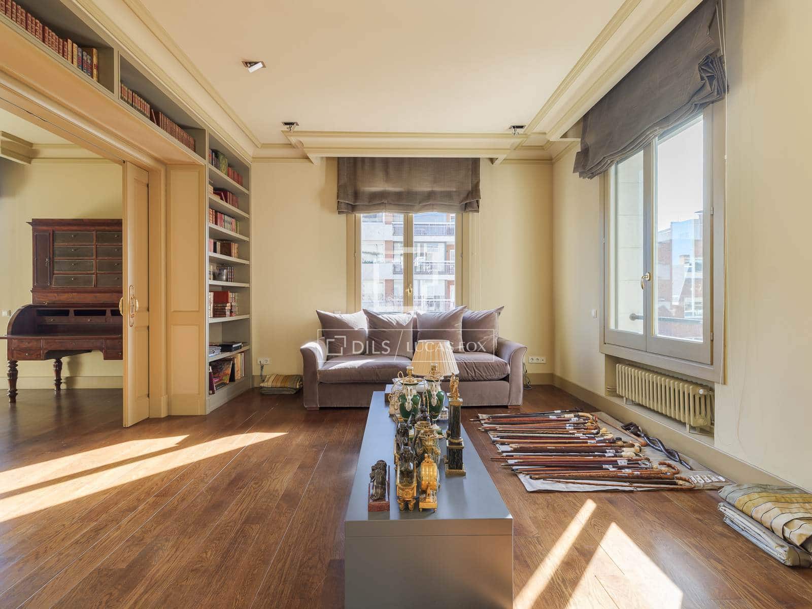 4 makuuhuone Huoneisto myytävänä paikassa Barcelona kaupunki mukana 
autotalli - 3 200 000 € (Ref: 10051973)