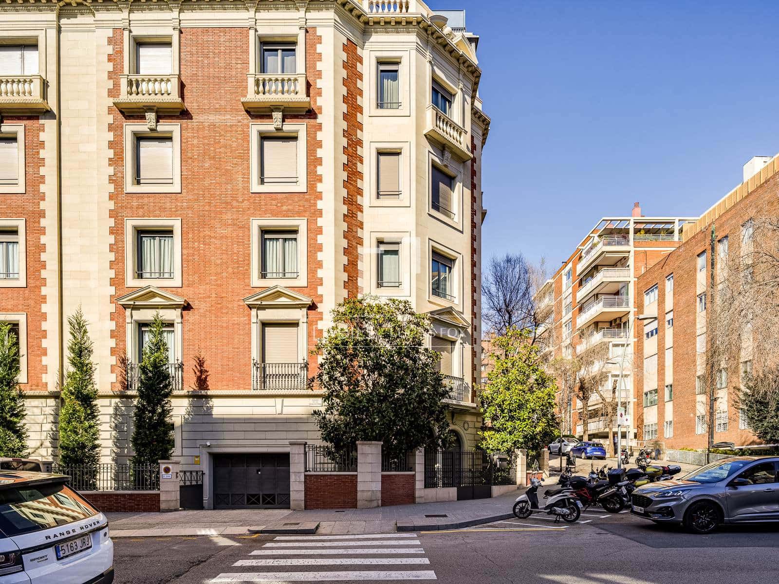 4 makuuhuone Huoneisto myytävänä paikassa Barcelona kaupunki mukana 
autotalli - 3 200 000 € (Ref: 10051973)