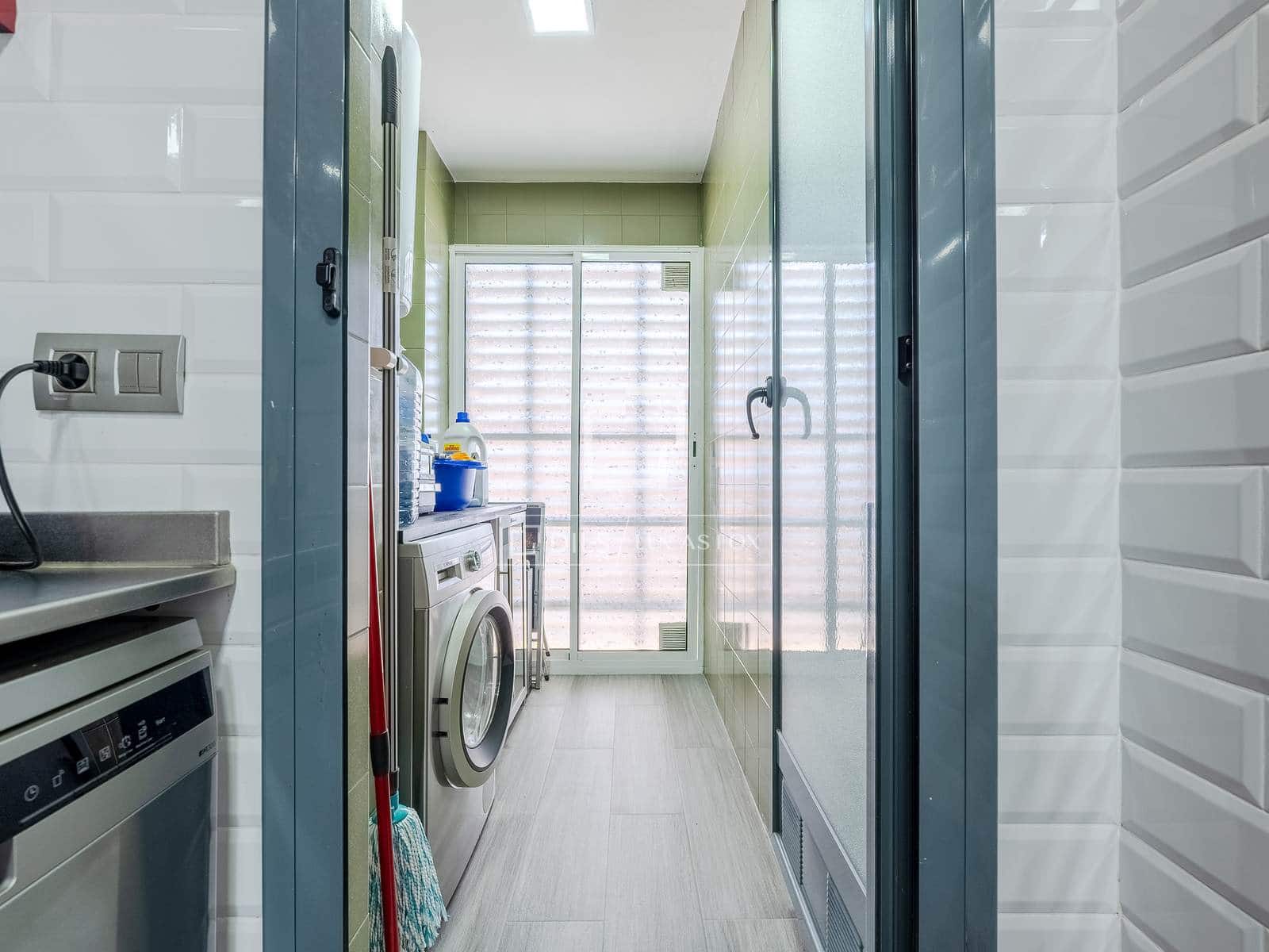 2 Zimmer Apartment zu verkaufen in Sant Feliu de Llobregat mit Garage - 429.000 € (Ref: 10051974)