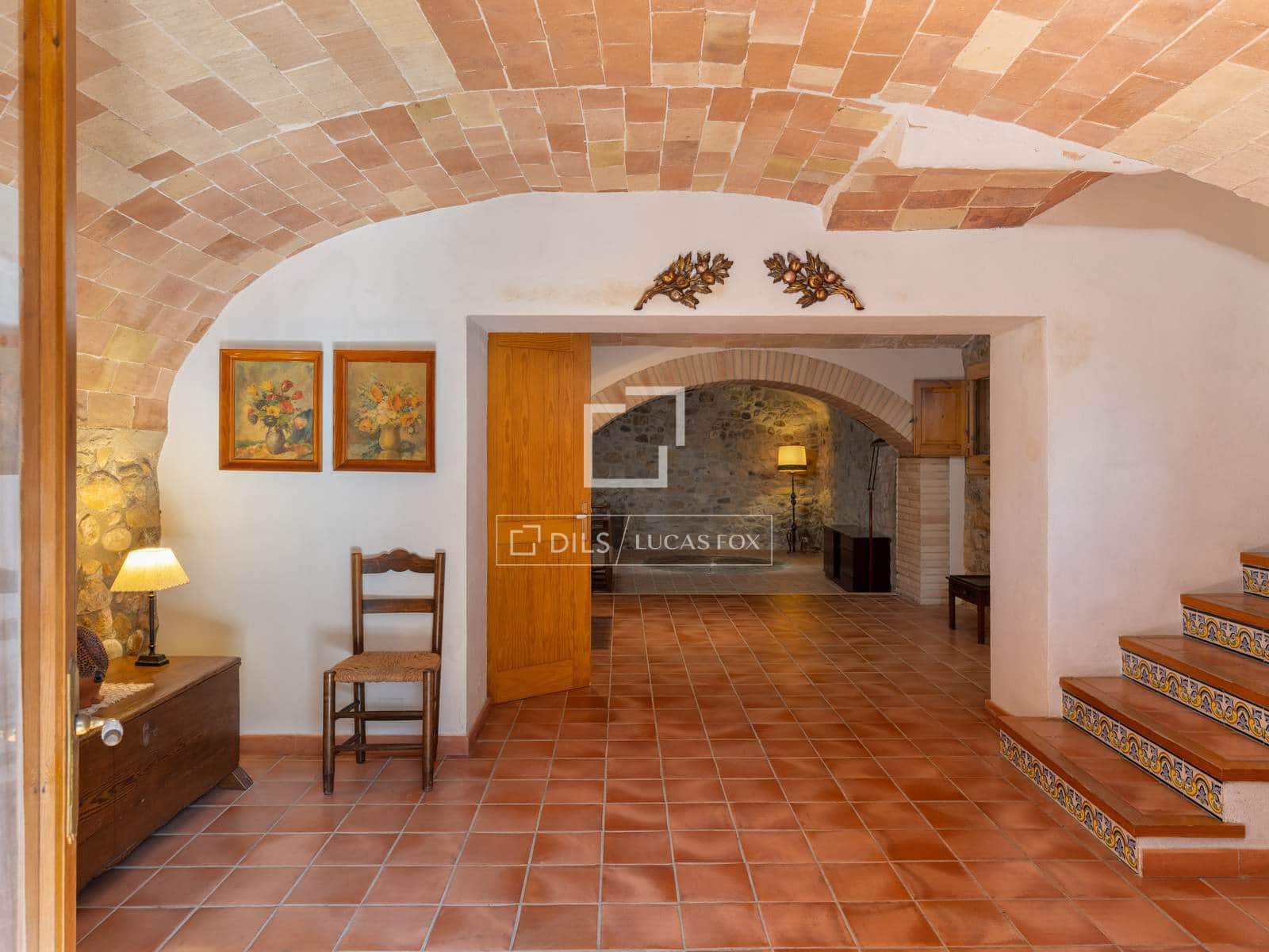5 sypialnia Finka/Dom wiejski na sprzedaż w Cabanelles - 695 000 € (Ref: 10052054)